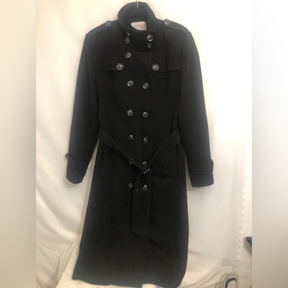 Womens Long Black Coat. Size Large/Extra Large - Picture 1 of 8